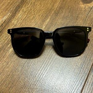 Hexagonal sunglasses